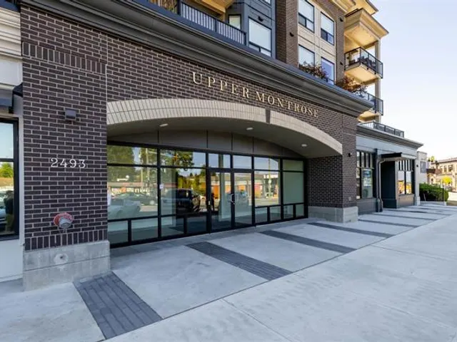 308 – 2493 Montrose Avenue