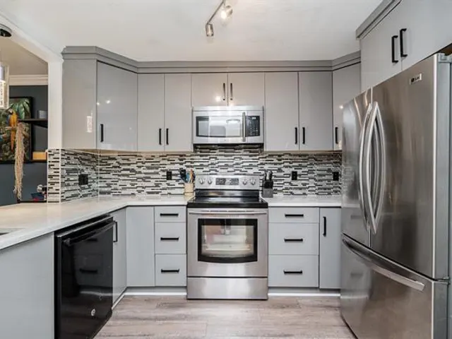105 – 9951 152 Street